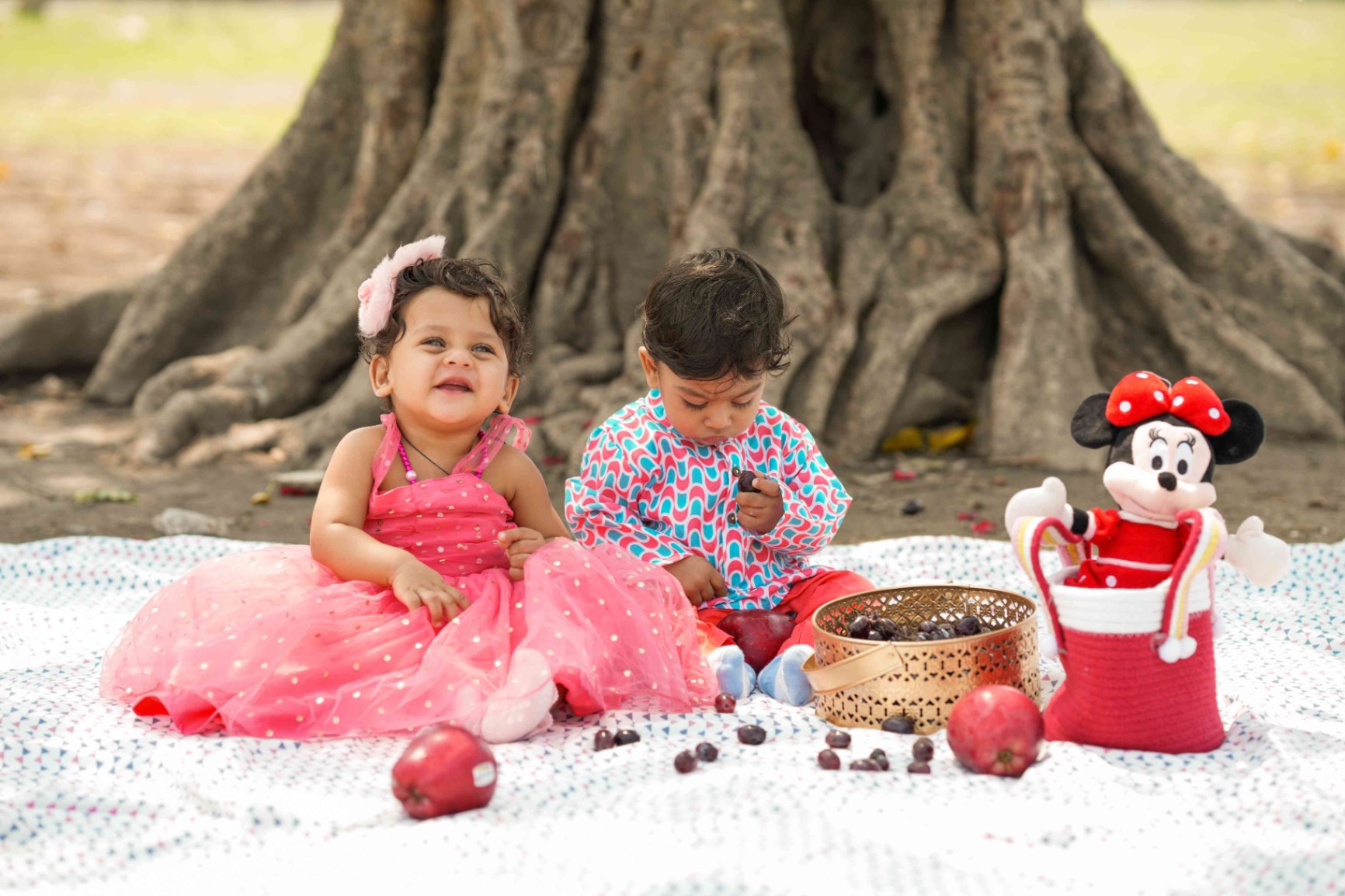 Candid photography by Bengal in frames