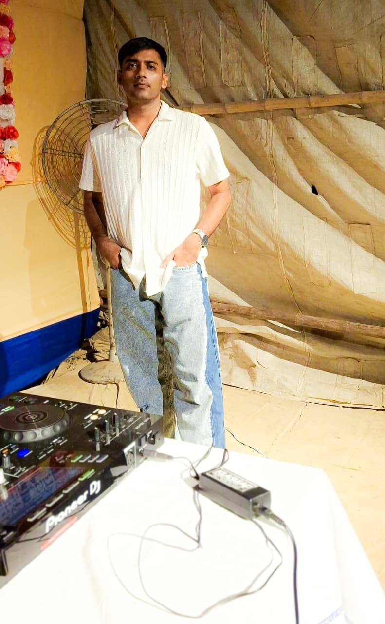 DJ RV WEDDING DJ image 1