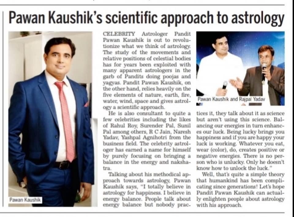 Palm reading by Pt. Pawan Kaushik - Best Astrologer and Vastu Consultant